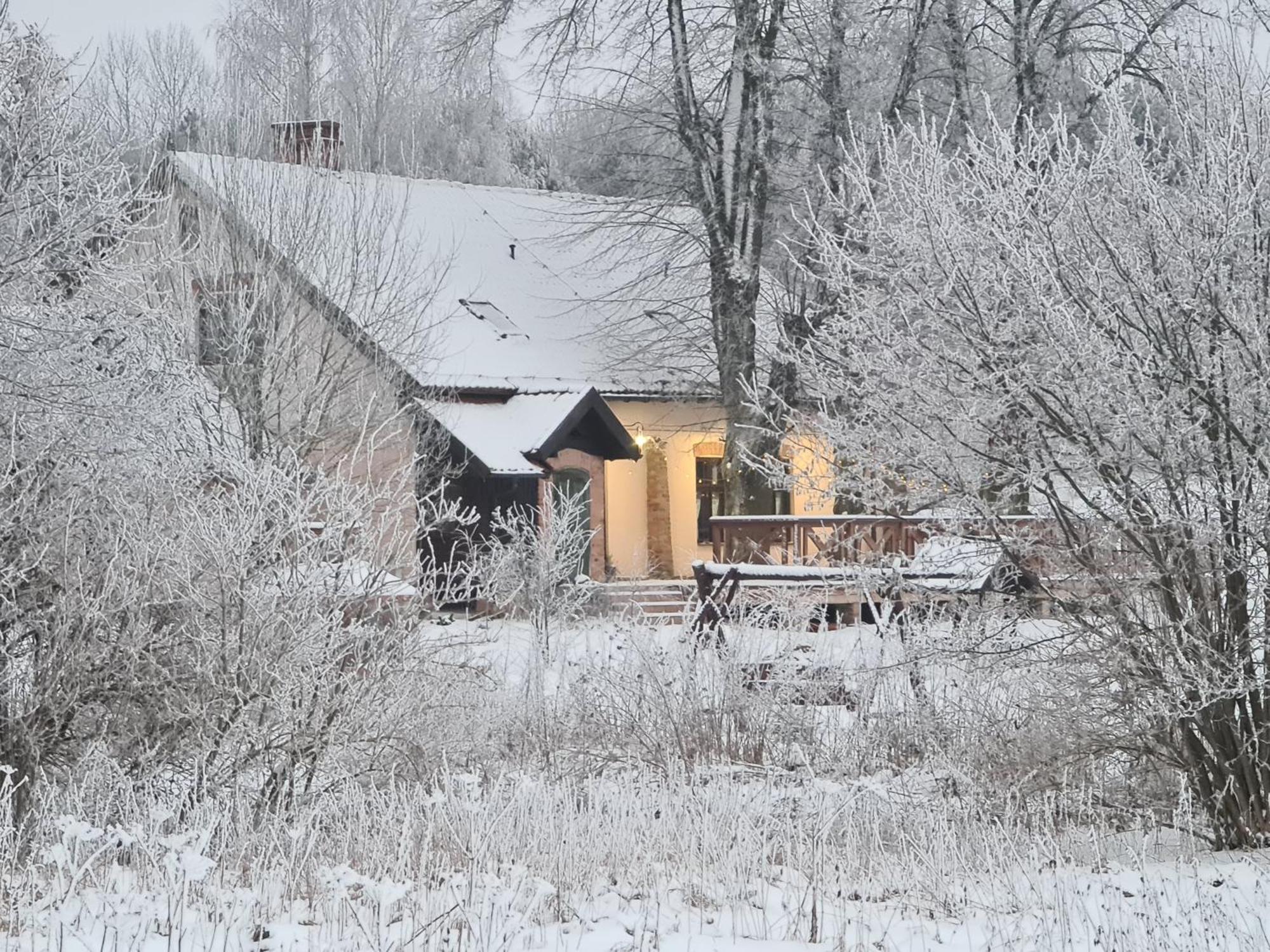 Swojski Gosciniec Prazmowo Exterior photo